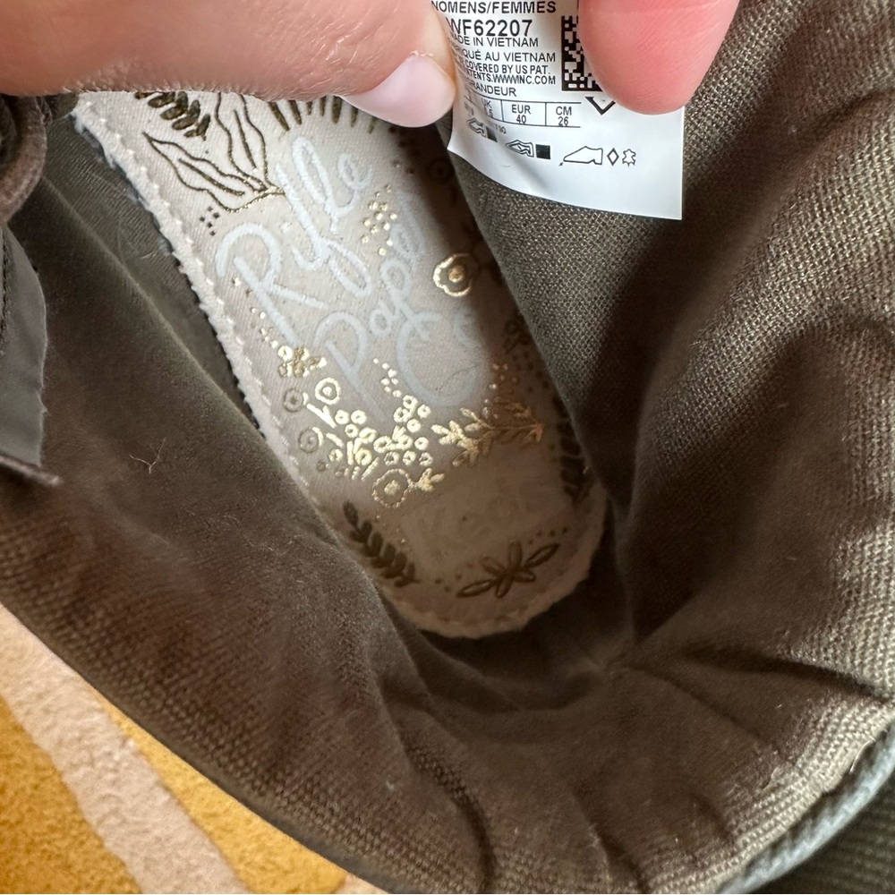 Keds Green Rain Water Resistant Lace-up Boots with Floral Print - Picture 9 of 11